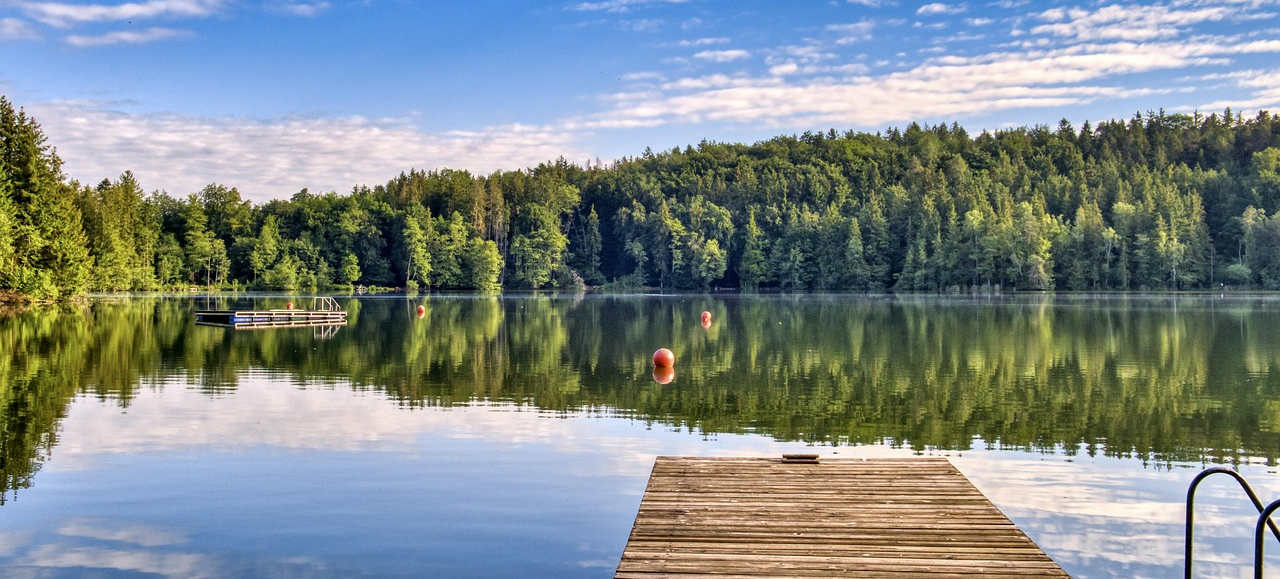 See in Niederkassel als Beispiel für Naherholung